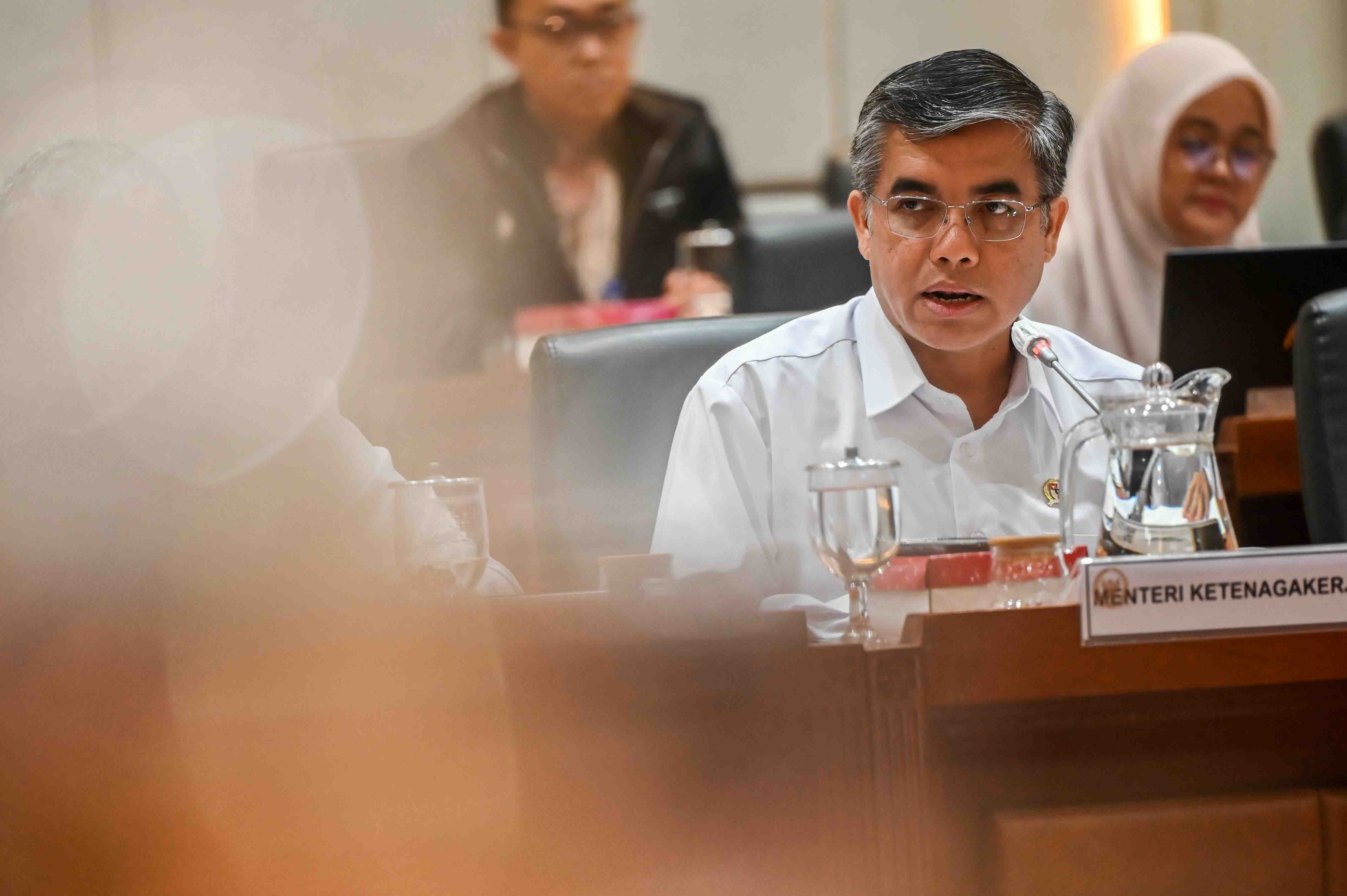 Menaker Dorong Serikat Pekerja Tingkatkan Kompetensi Hadapi Disrupsi Kerja