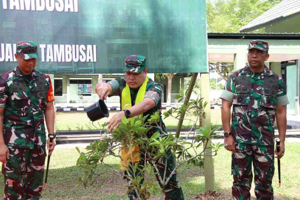 Penanaman Mangrove Jadi Aksi Nyata TNI Jaga Lingkungan Pesisir