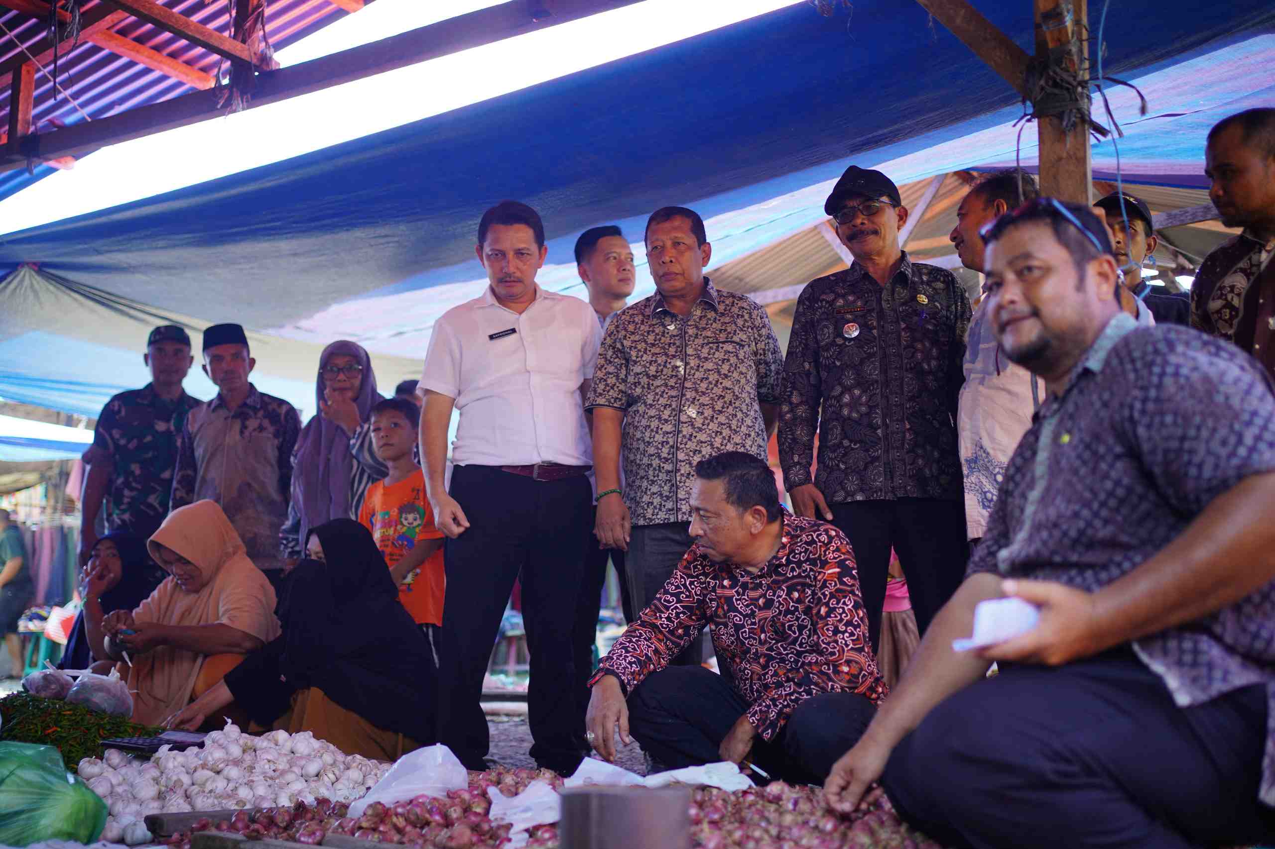 Pemkab Nagan Raya Sidak Pasar, Pantau Harga Bahan Pokok dan Ayam