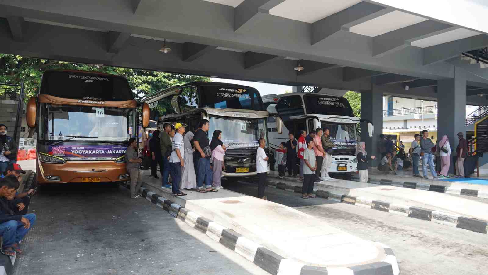 Kemenhub Tegaskan Sanksi Tegas bagi PO Bus yang tidak Masuk Terminal