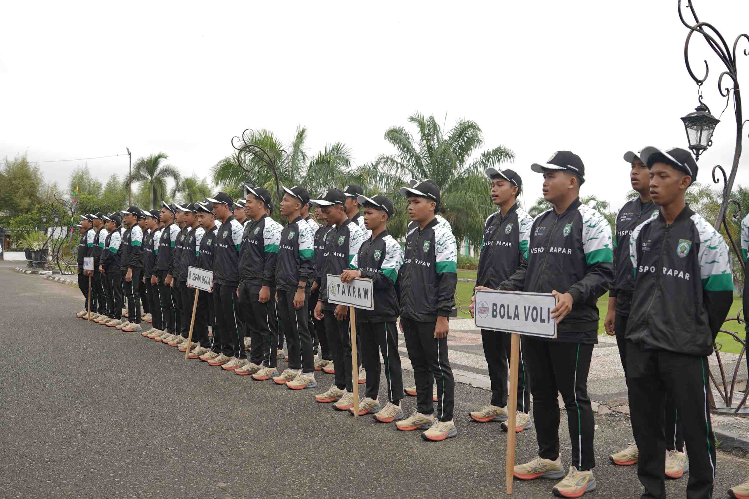Kontingen POPDA Balangan, Wabup Tekankan Sportivitas
