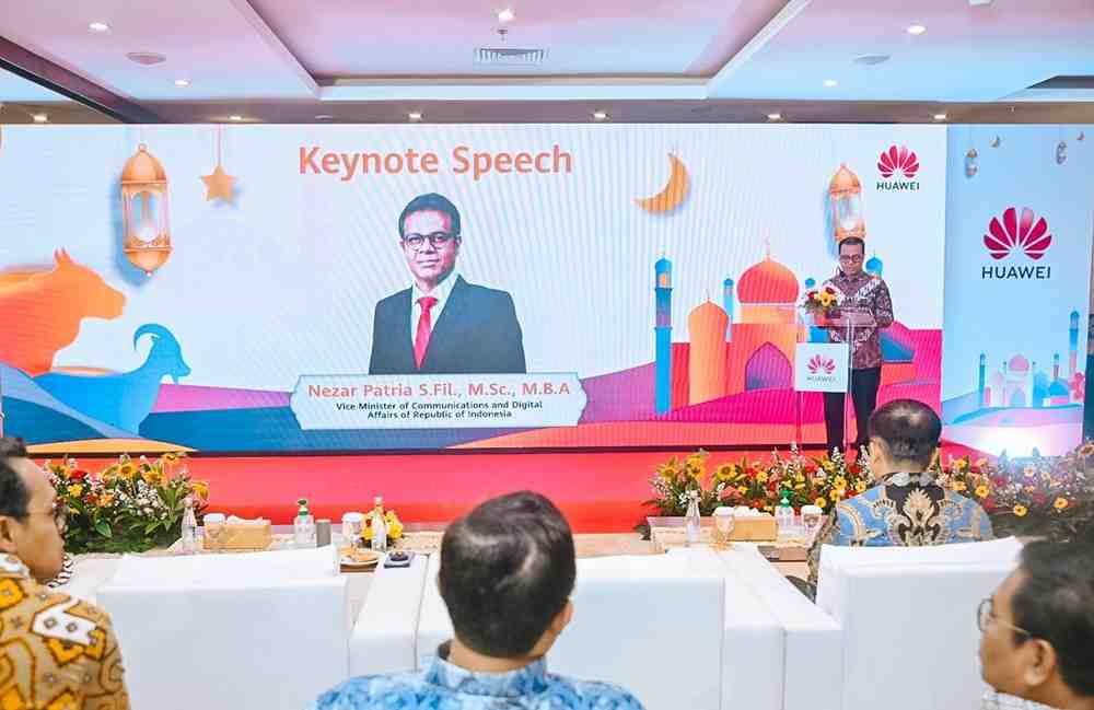 Wamenkomdigi: Semangat Kurban Penting untuk Perkuat Solidaritas di Era AI