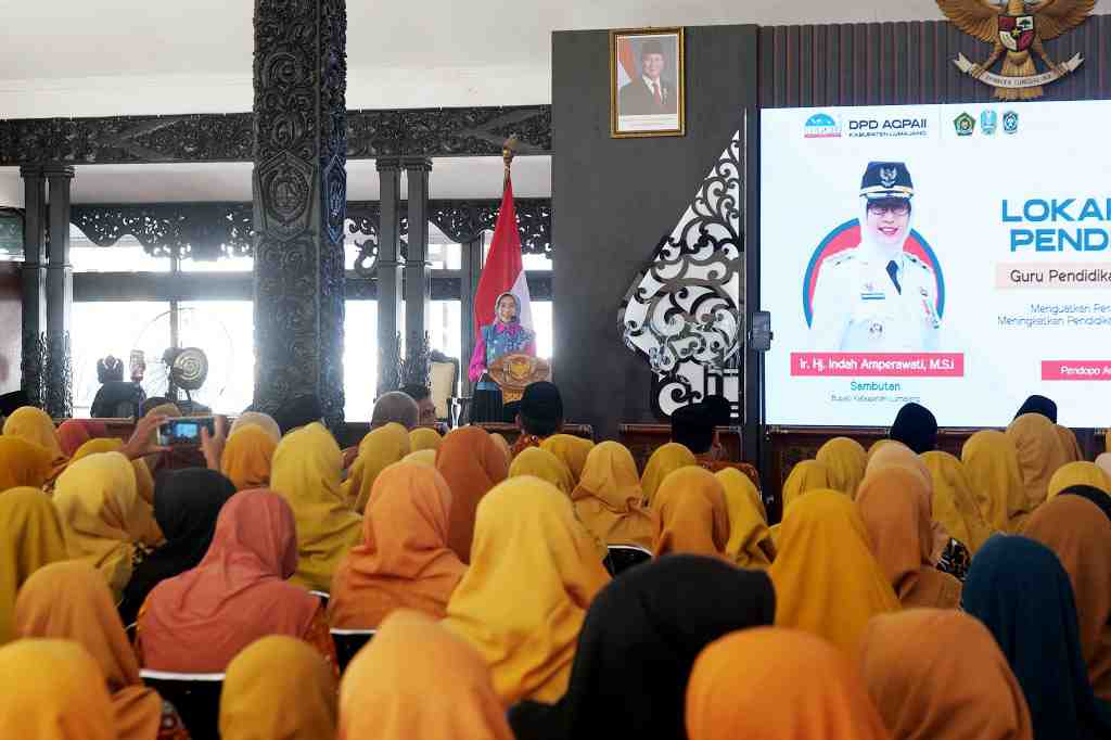 Bupati Lumajang Tegaskan AI Harus Diimbangi Pendidikan Karakter