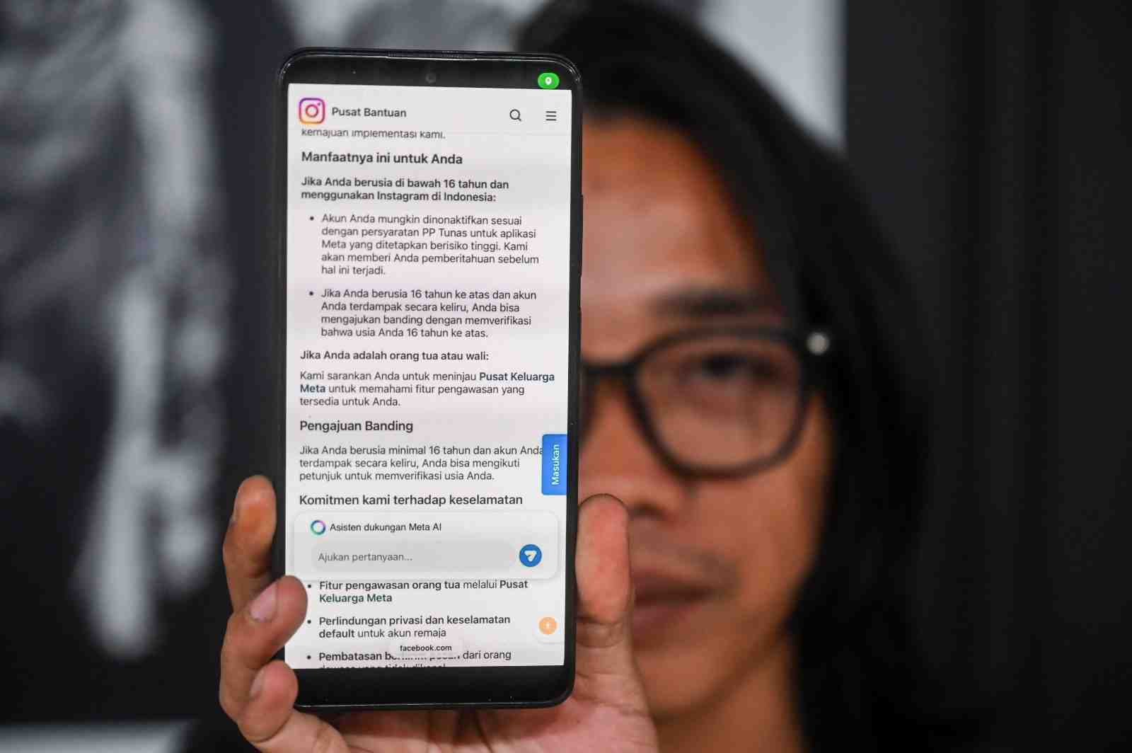 Dari Viral ke Valid: Tantangan Informasi di Era Media Baru