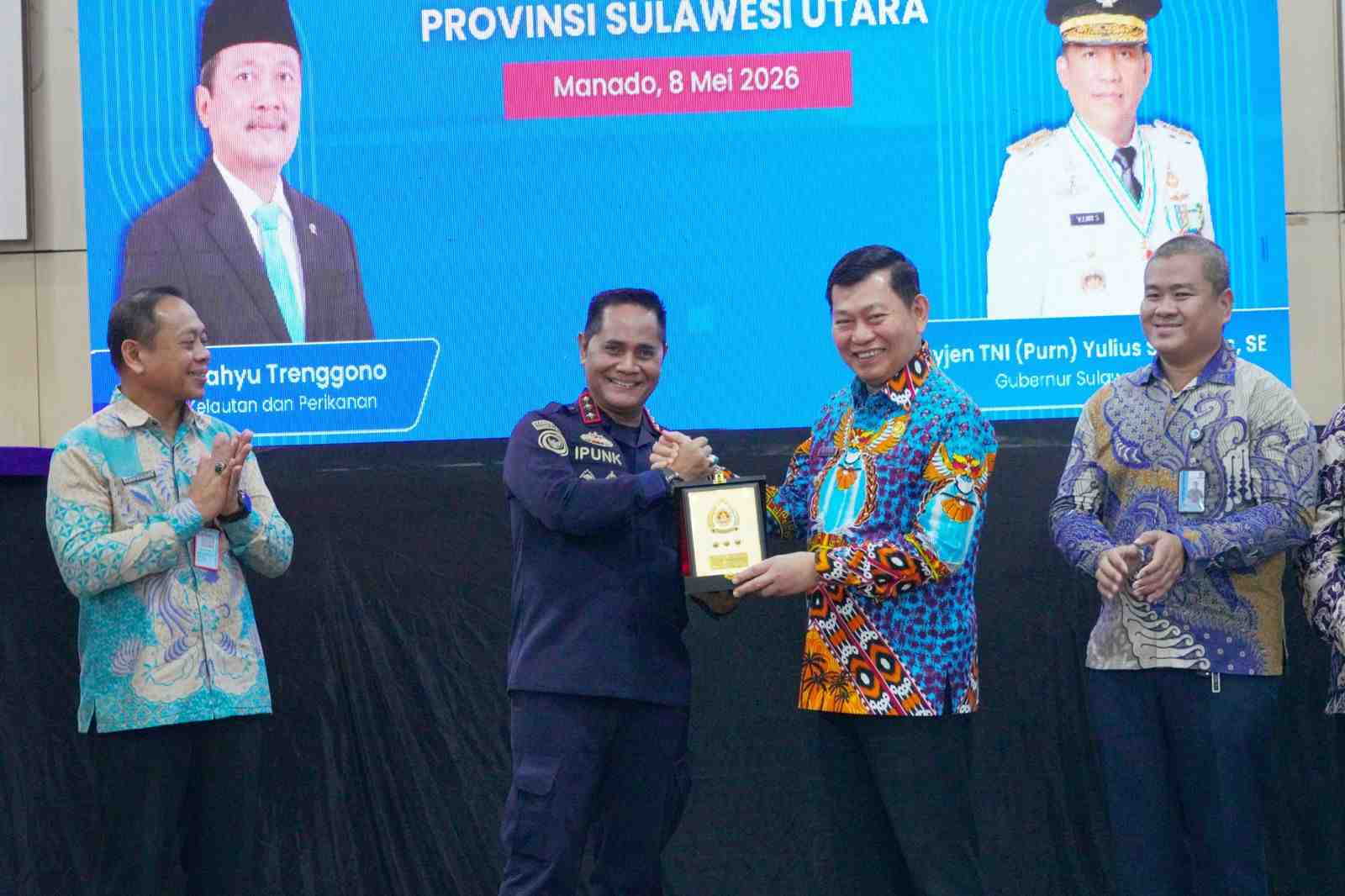 KKP Serahkan Tiga Kapal Ikan Hasil Tangkapan IUU Fishing ke Pemprov Sulut
