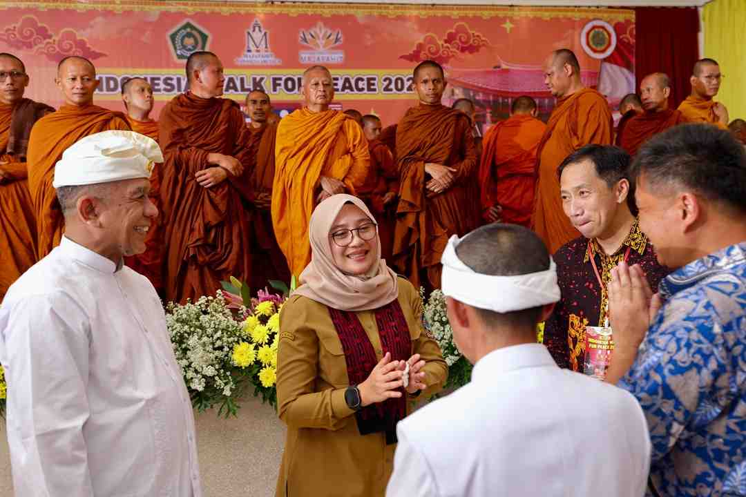 Perjalanan Spiritual 666 Kilometer, Biksu Thudong Singgah di Banyuwangi