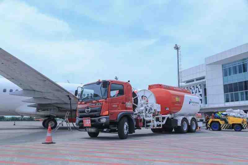 Dukung Konektivitas Udara, Pertamina Turunkan Harga Avtur