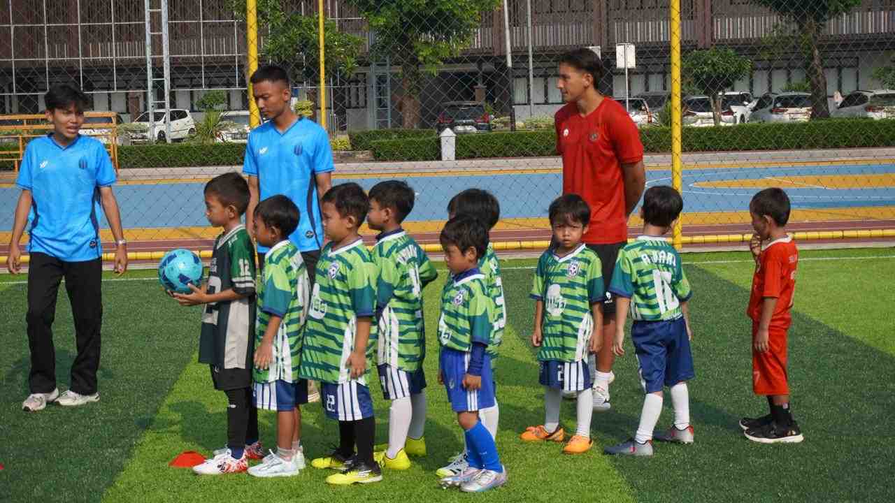Mercu Buana Kembangkan Sepak Bola Usia Dini Berbasis Karakter