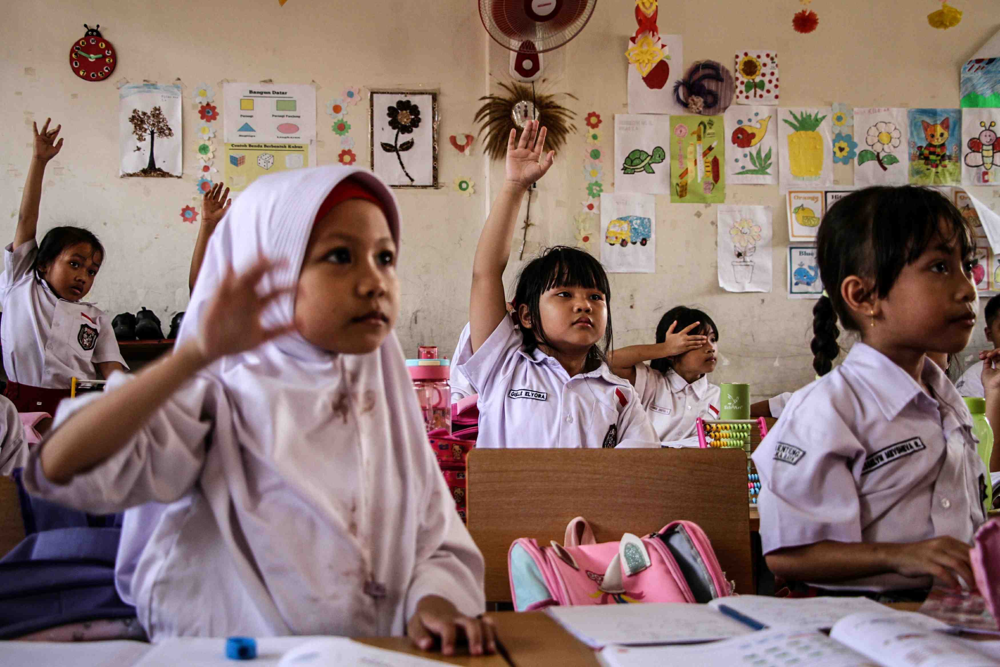 Indonesia Emas 2045 dan Tantangan Pengasuhan Digital