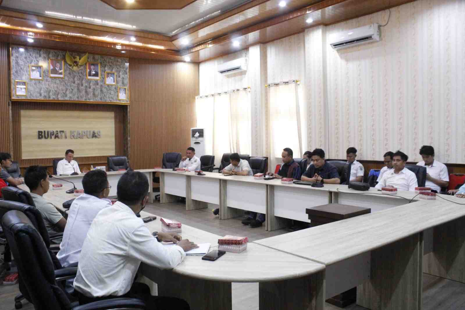 Pemkab Kapuas Percepat Upaya Elektrifikasi Desa Barunang 