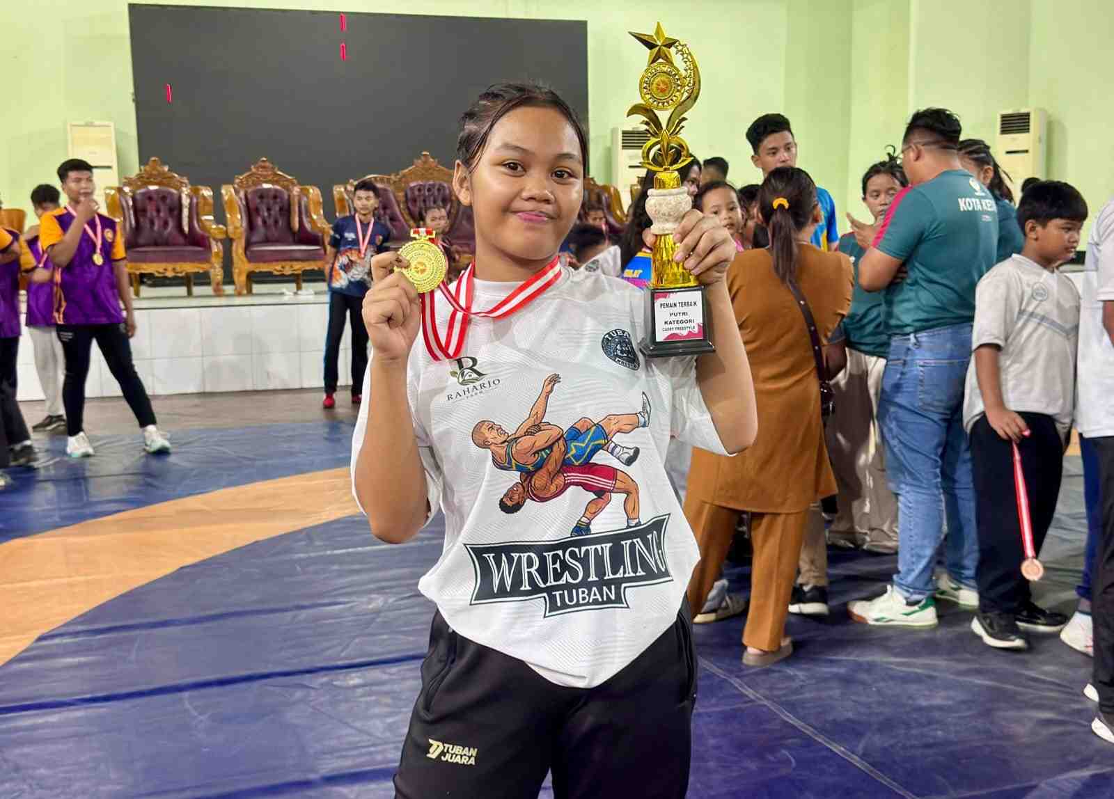 Dari Rengel ke Podium Juara, Dwi Intan Tunjukkan Prestasi Gemilang di Kejurprov Gulat