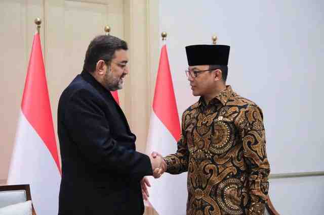 Menlu  dan Ketua MPR Dijadwalkan Hadiri Pemakaman Ayatollah Khamenei