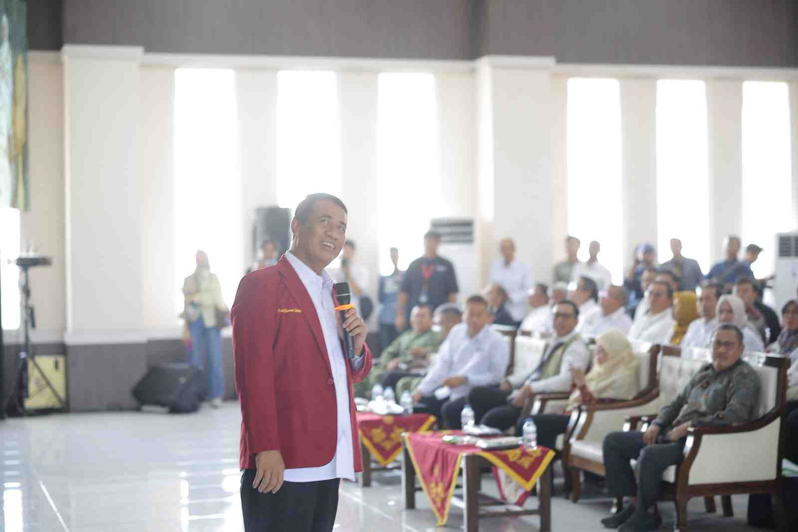 Mentan Amran Ajak Mahasiswa Berwirausaha Sejak Kuliah