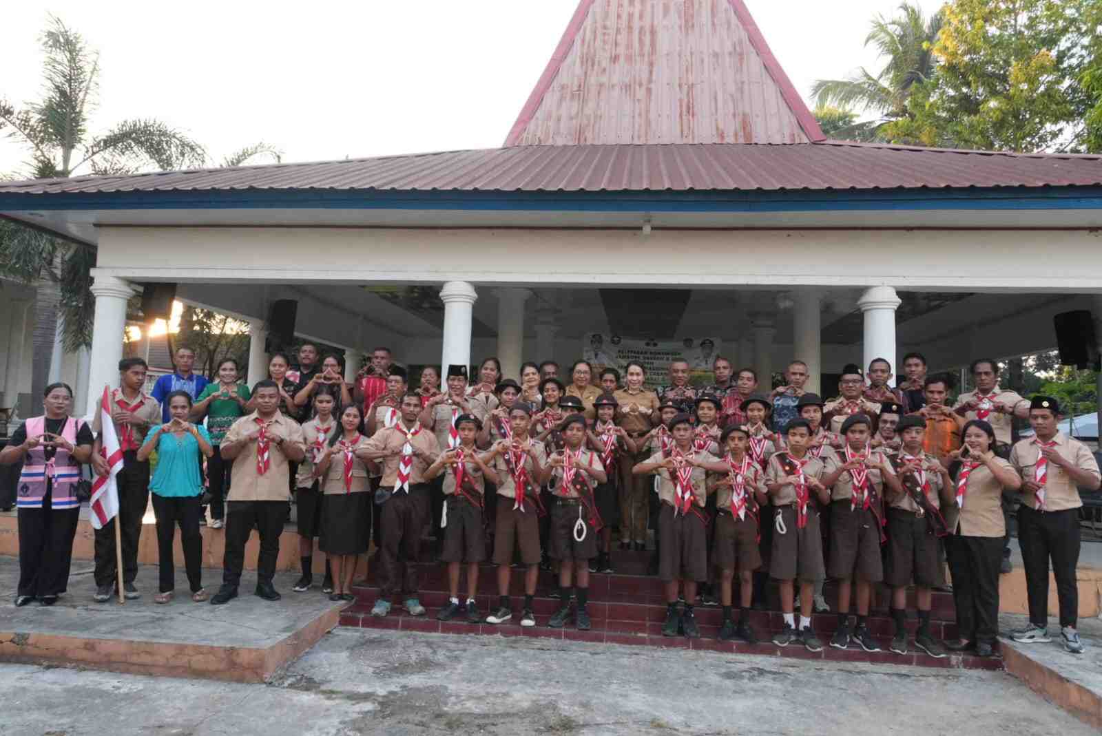 Pemkab Sumba Barat Daya Lepas Kontingen Pramuka untuk Jambore Daerah dan Nasional