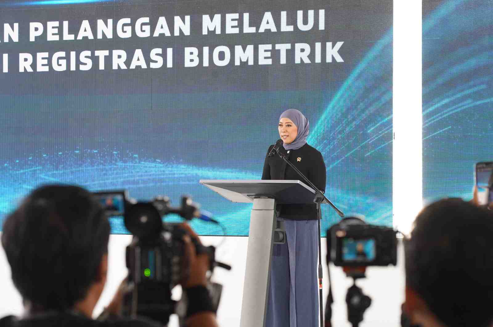 [Siaran Pers] Komdigi Perkuat Pengawasan Registrasi Biometrik, Peringatkan Operator untuk Pastikan Kepatuhan hingga Gerai