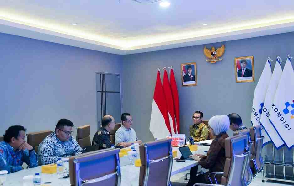 Wamen Nezar Dorong Kolaborasi Semikonduktor Perkuat Fondasi AI Berdaulat