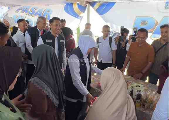  Khofifah Gelar Pasar Murah di Tuban, Bupati Apresiasi Upaya Jaga Daya Beli Masyarakat