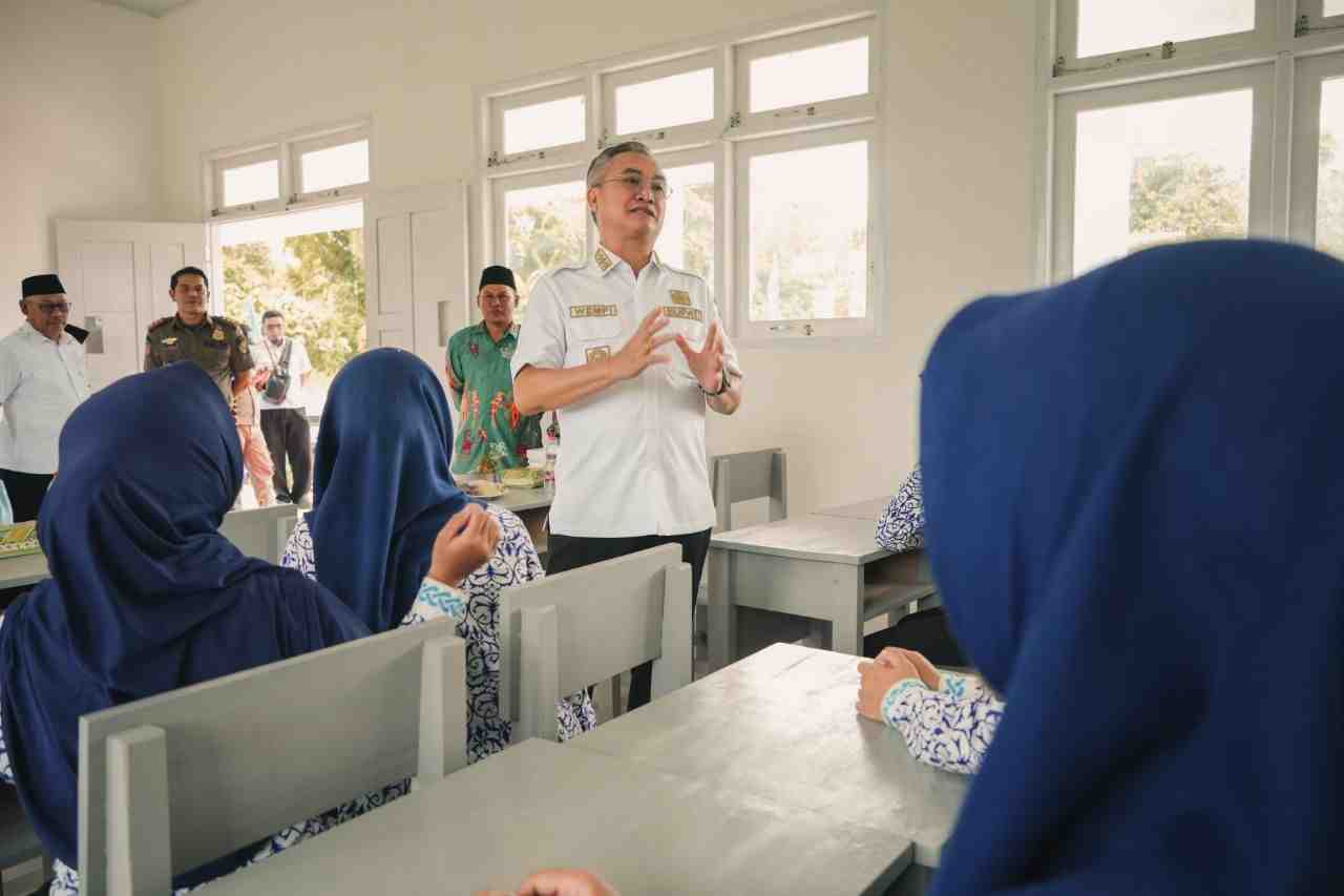 Di Hadapan Pelajar SMPIT, Bupati Malinau Kenang Cara Gurunya Mendidik yang Membekas Hingga Kini