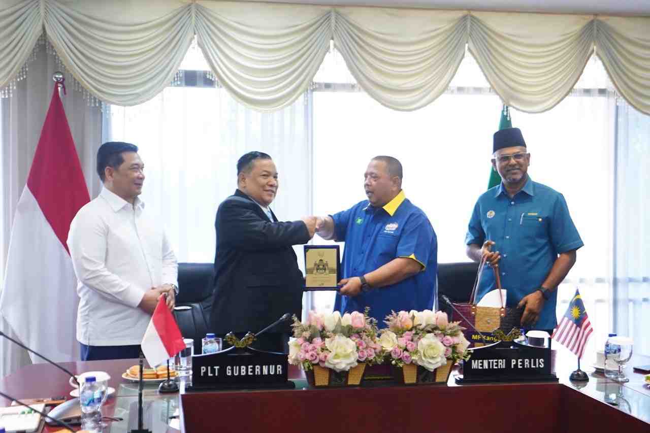 Menteri Besar Perlis Ucapkan Selamat HUT ke-69 Riau, Tegaskan Persaudaraan Serumpun