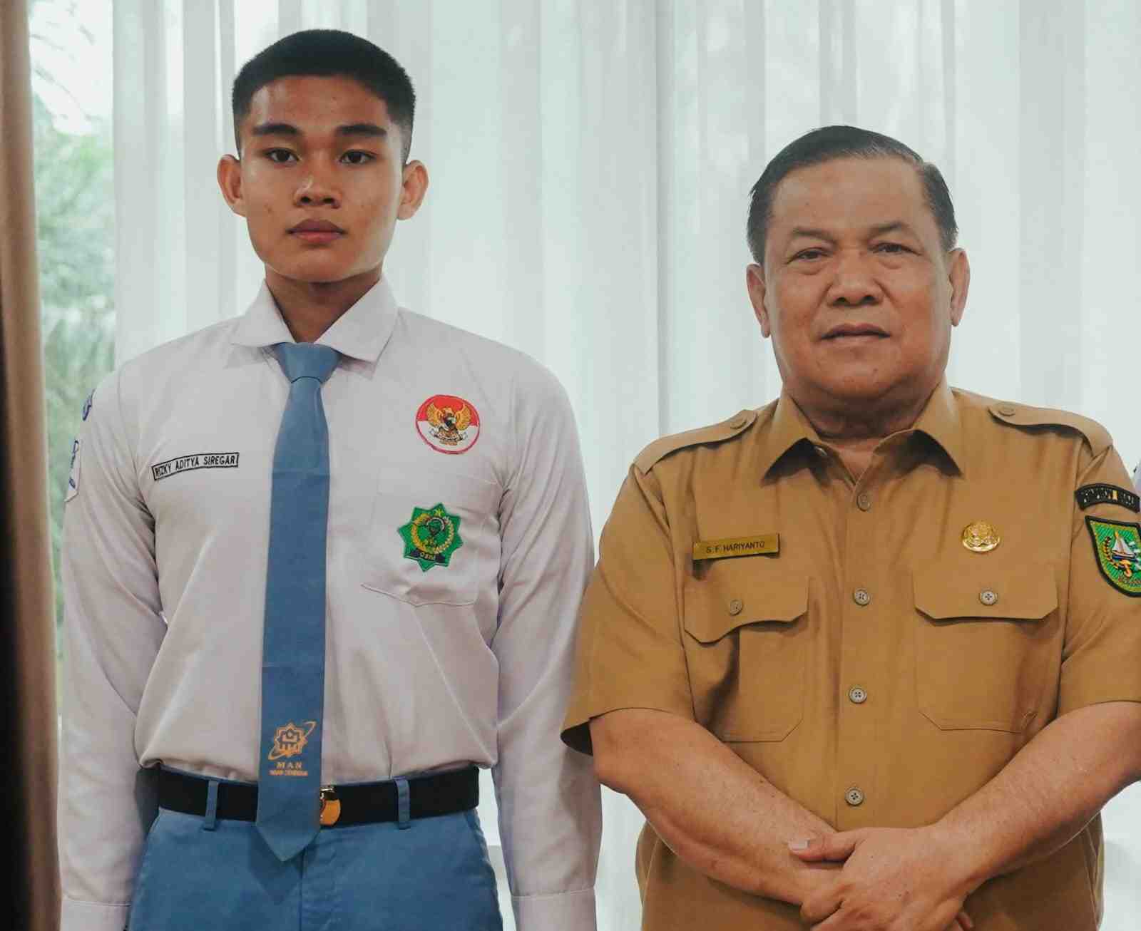 Dari Lapangan Bola hingga Istana, Kisah Rizqy Siregar Menembus Paskibraka Nasional