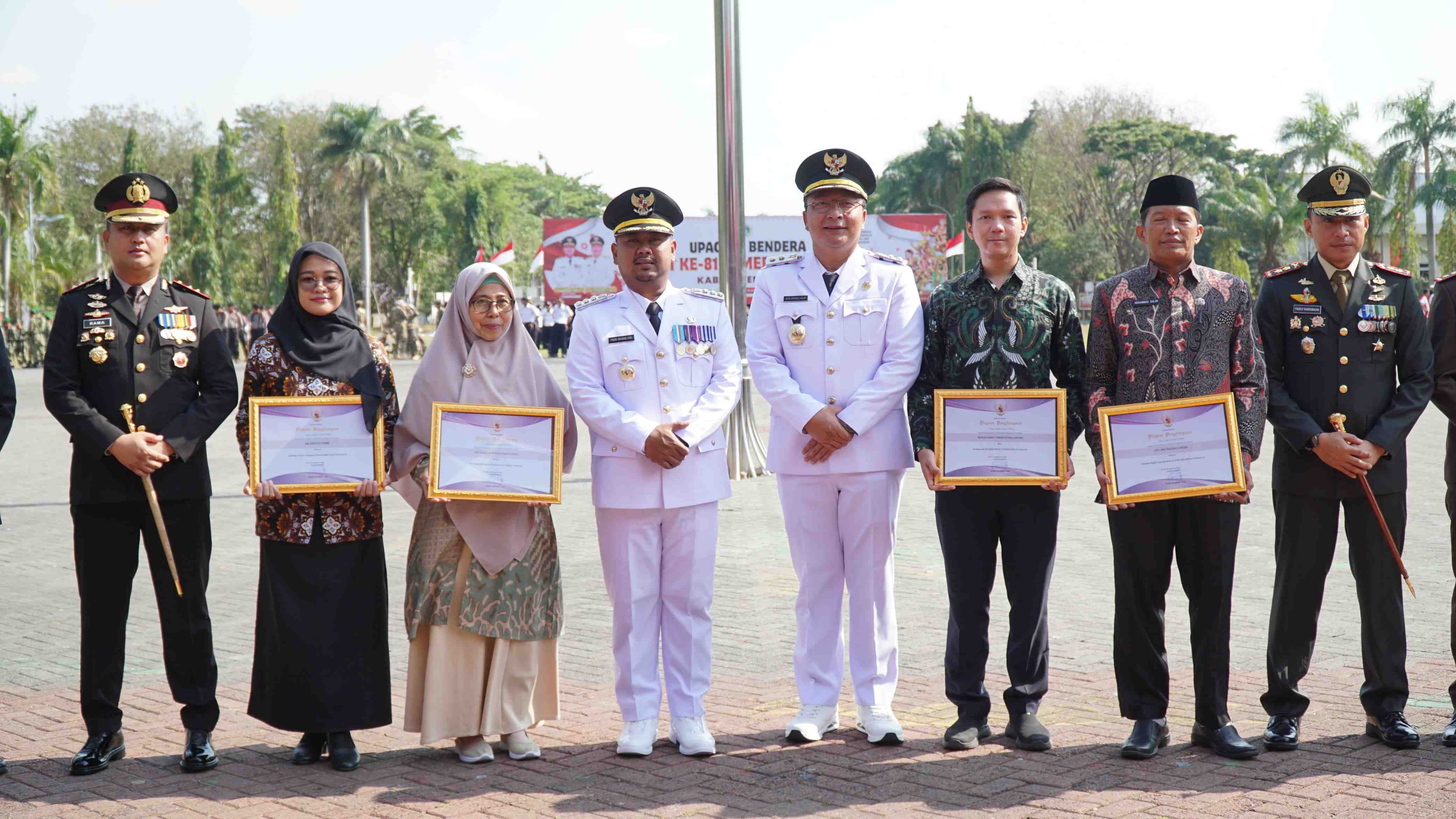 HUT ke-81 RI, Pemkab Gresik Perkuat Layanan Kesehatan dan Apresiasi ASN