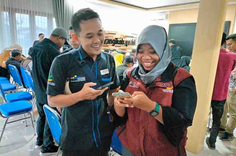 Pemerintah Pangkas Verifikasi Bansos Jadi Hitungan Menit