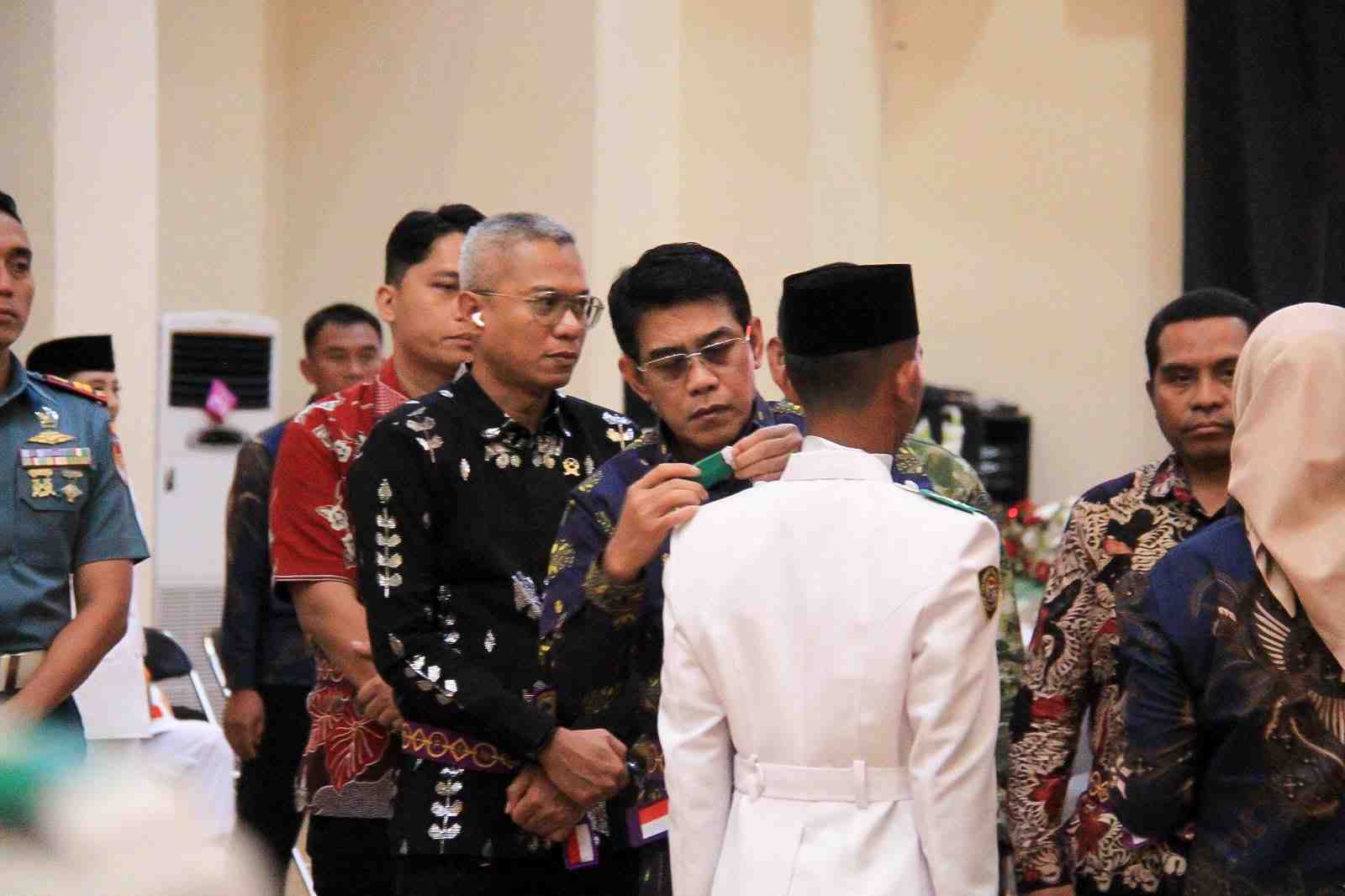 Bupati Parigi Moutong Kukuhkan 40 Anggota Paskibraka Daerah