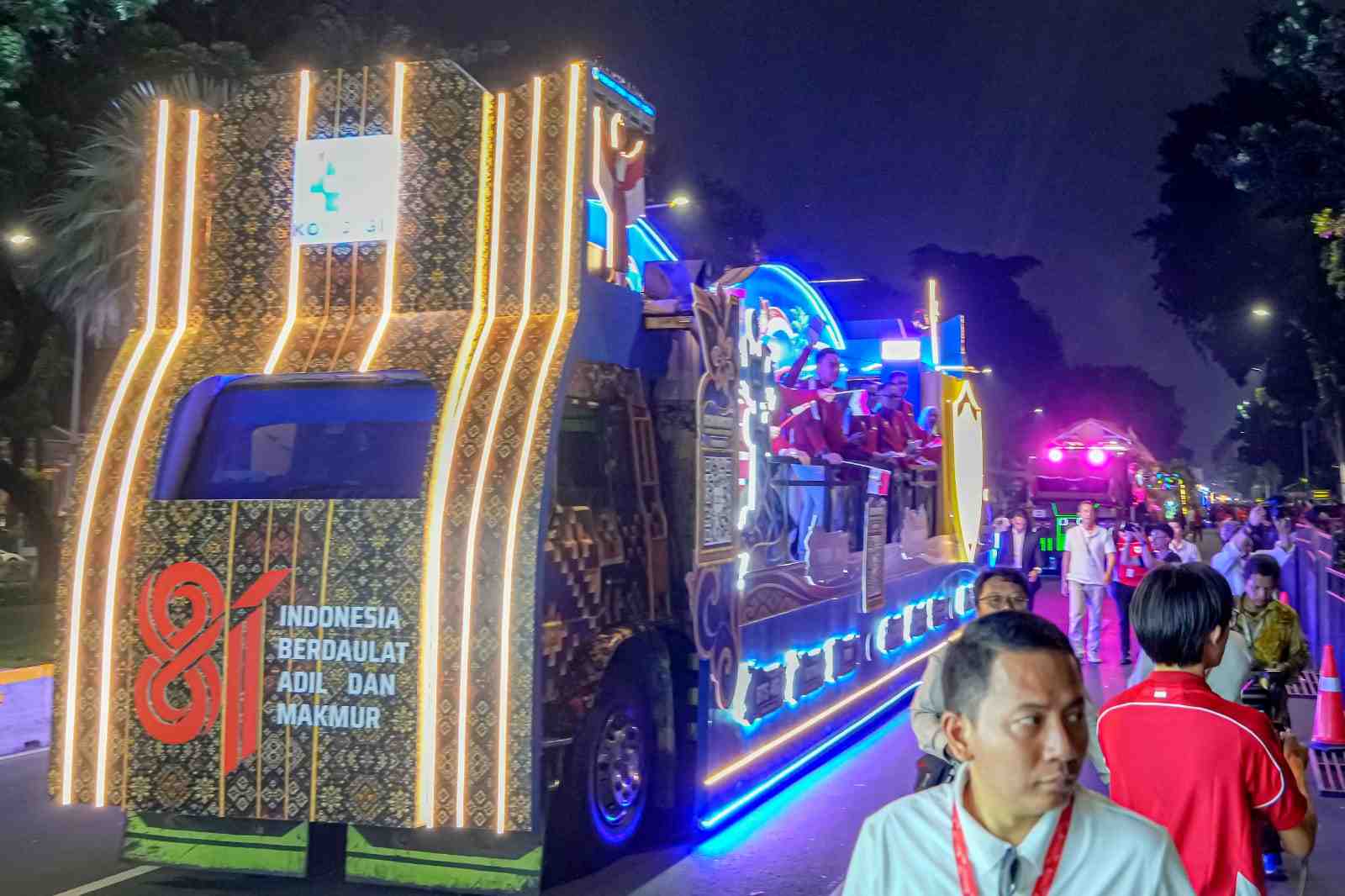 Kemkomdigi Hadirkan "Anyaman Indonesia Digital" dalam Karnaval Kemerdekaan HUT ke-81 RI