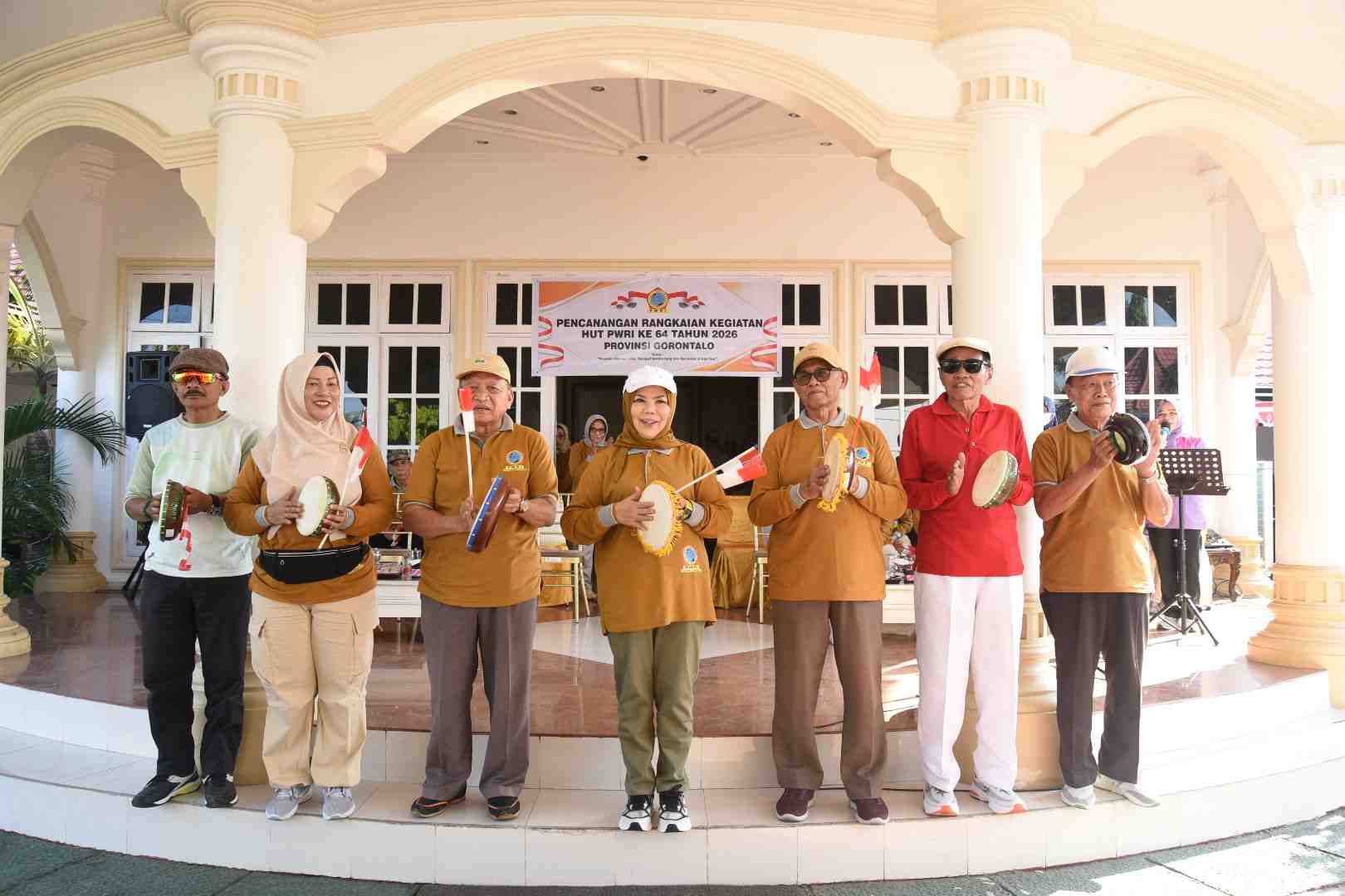 HUT ke-64 PWRI: Wagub Gorontalo Ingatkan Pentingnya Peran Purnabakti