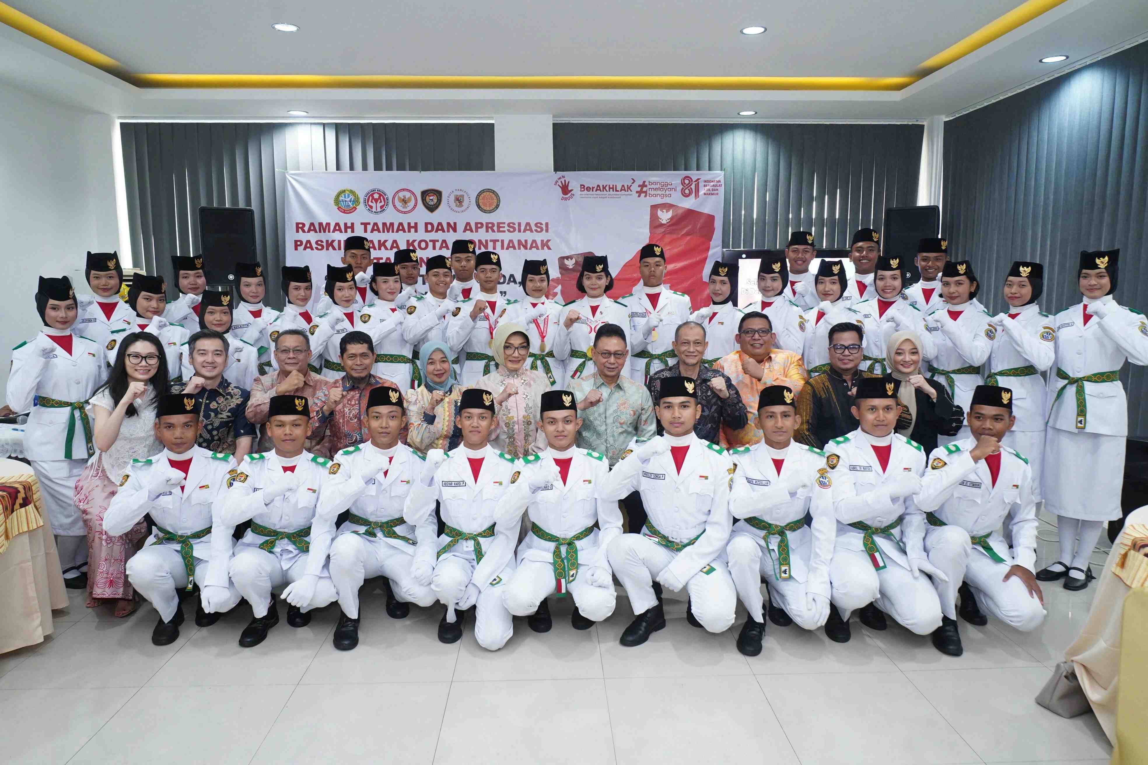 Kisah Paskibraka dari Pontianak Menjaga Semangat Kemerdekaan Generasi Muda