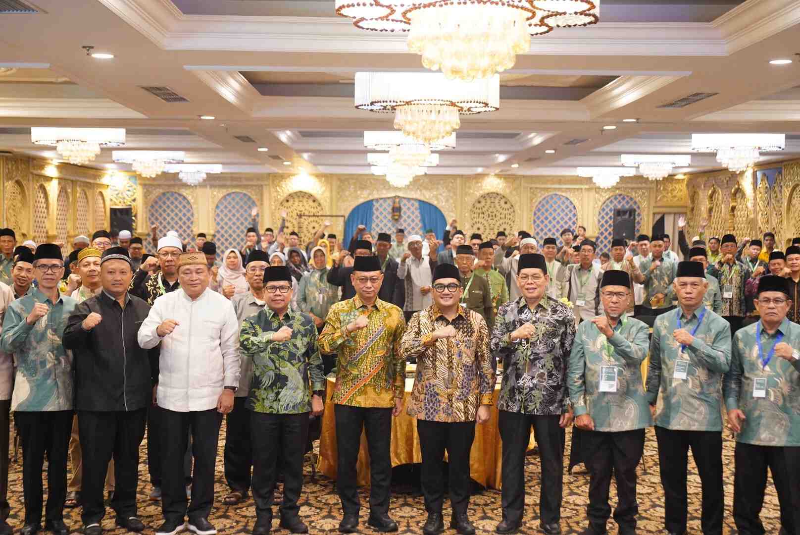 Tutup Rakorda MUI se-Kalimantan, Wali Kota Pontianak Dorong Sinergi Ulama dan Pemerintah