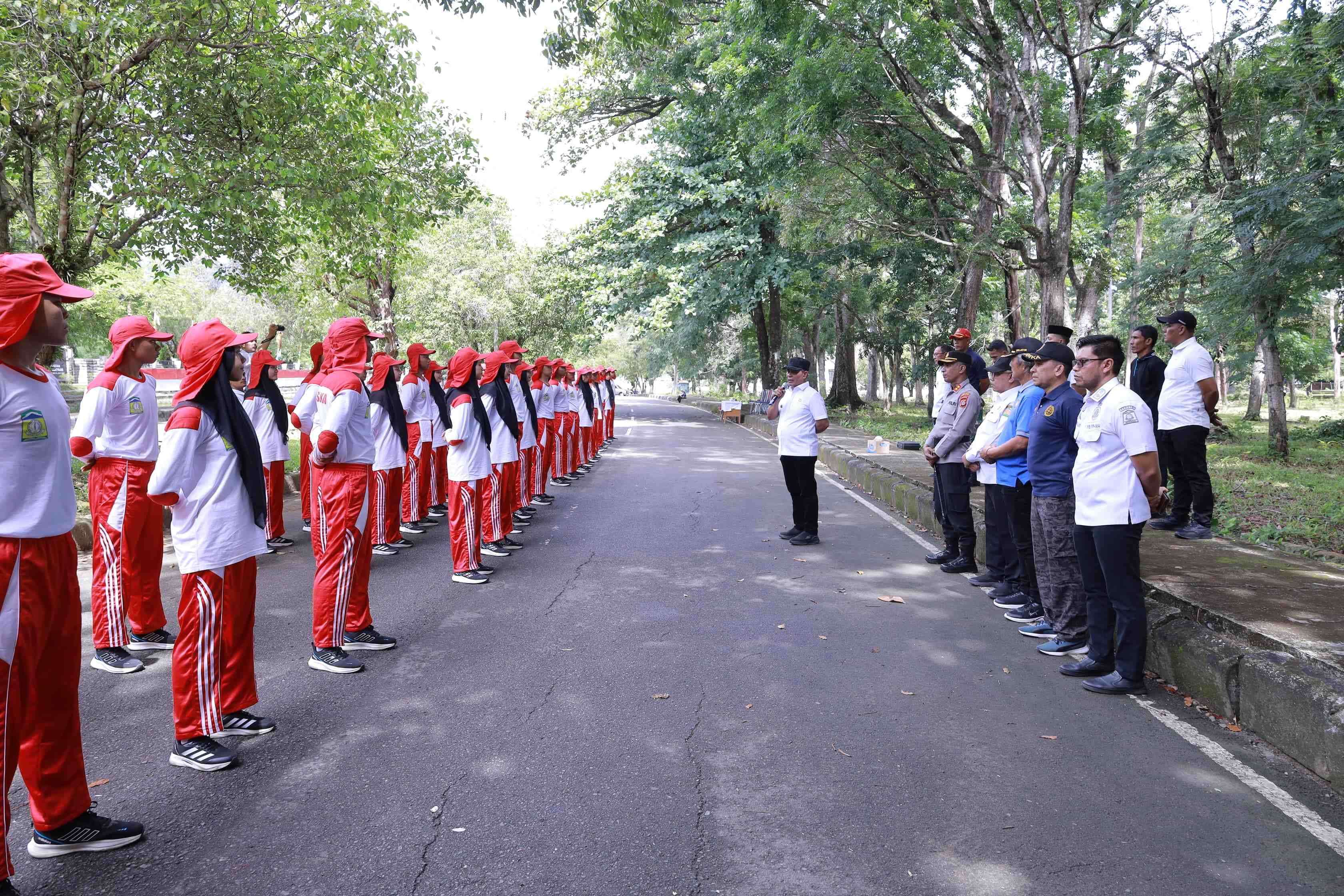 Bupati Aceh Besar Motivasi Paskibraka, Tanamkan Disiplin dan Integritas
