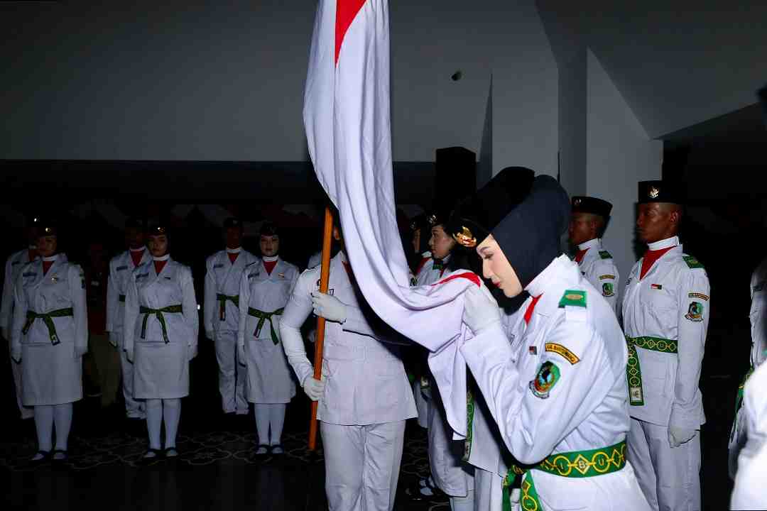 Formasi Angka 81 Jadi Kejutan Paskibraka Banyuwangi pada Upacara Kemerdekaan