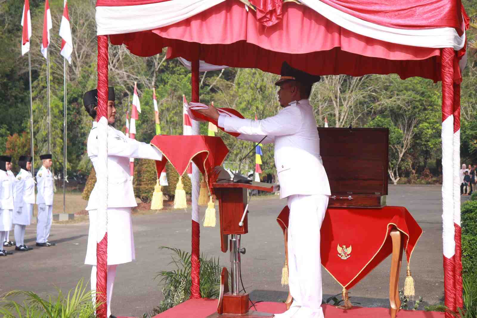 Upacara HUT ke-81 RI di Katingan Tetap Khidmat di Tengah Kabut Asap