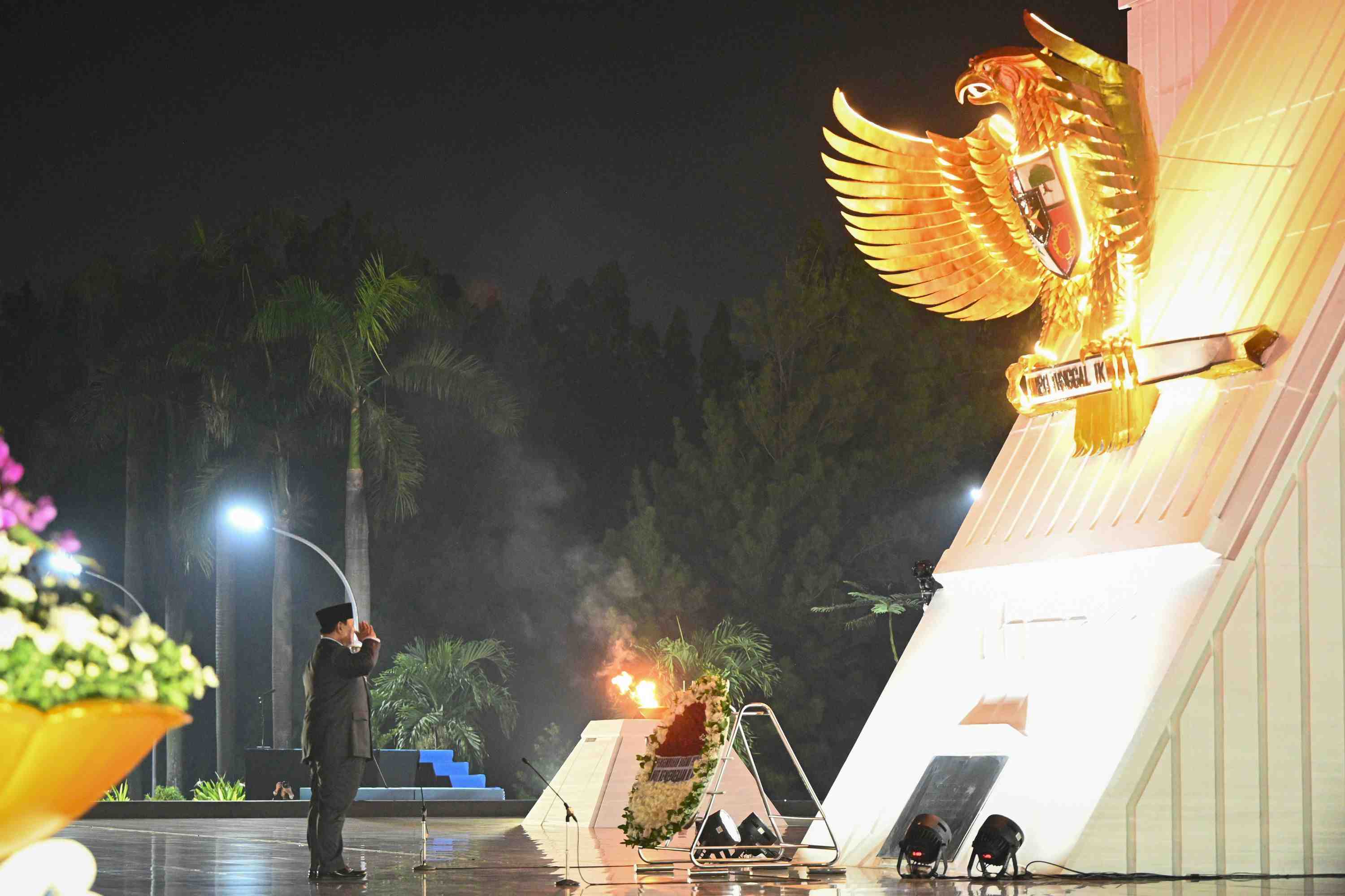 Presiden Prabowo Pimpin Ziarah Nasional dan Renungan Suci di TMPN Utama Kalibata