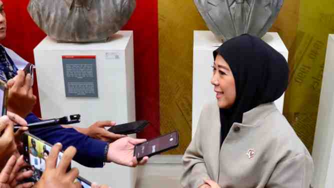 [Siaran Pers] Kasus Yogi 'Starlink', Menkomdigi Tekankan Pembinaan dengan Tetap Hormati Proses Hukum