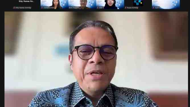 [Siaran Pers] Wamen Nezar Patria: Pekerja Indonesia Harus Bersiap Sebelum AI Mengubah Dunia Kerja