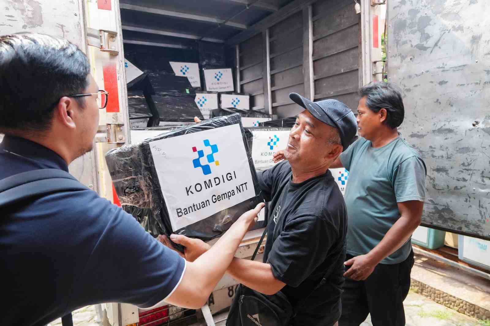 BP NTT Apresiasi Bantuan Logistik dan Starlink dari Kemkomdigi untuk Korban Gempa