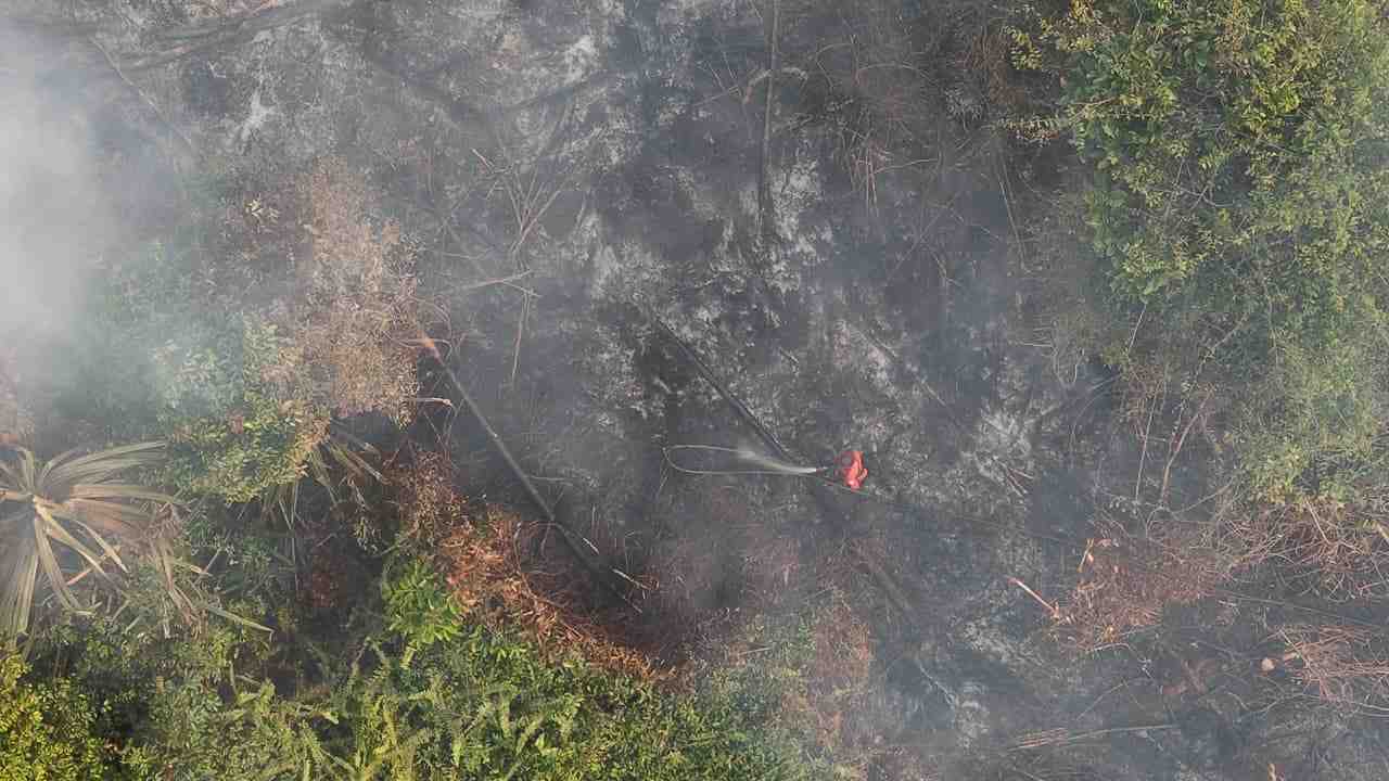 Manggala Agni Fokus Padamkan Karhutla di Bantan dan Kuala Cenaku