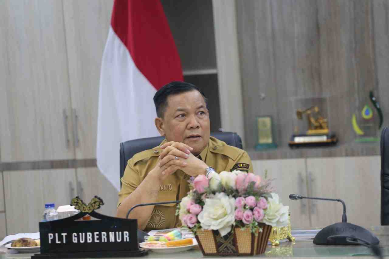 Pemprov Riau Dukung Pemulihan Warga Solok Pascabencana