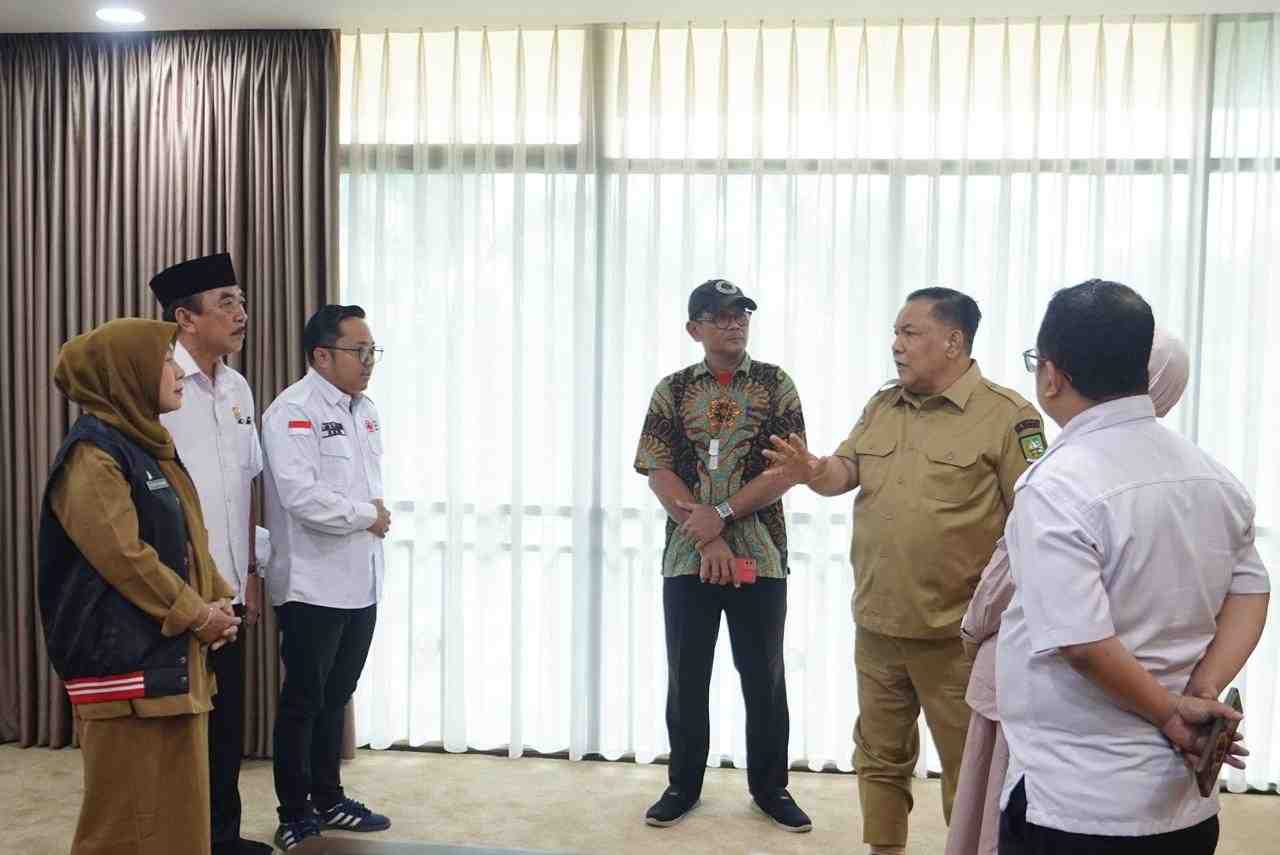 Pemprov Riau Dorong PMI Kembangkan Bank Darah untuk Perkuat Pelayanan Masyarakat