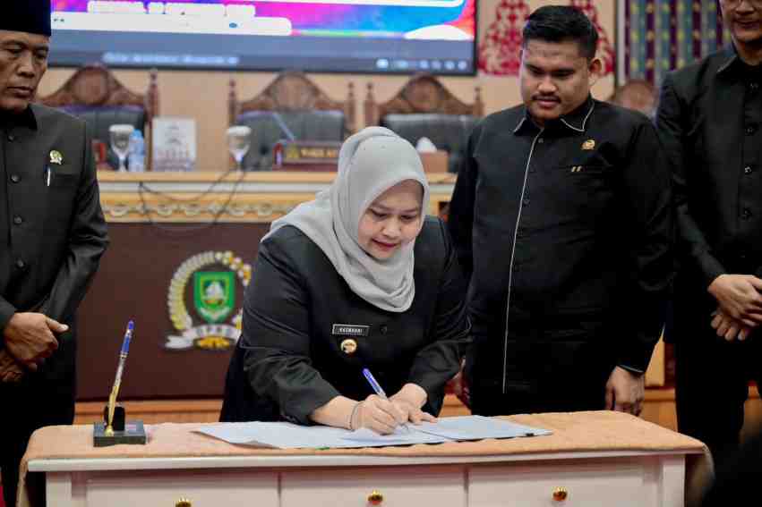 Perubahan APBD Bengkalis Disahkan, Belanja Daerah Naik Rp683,11 Miliar