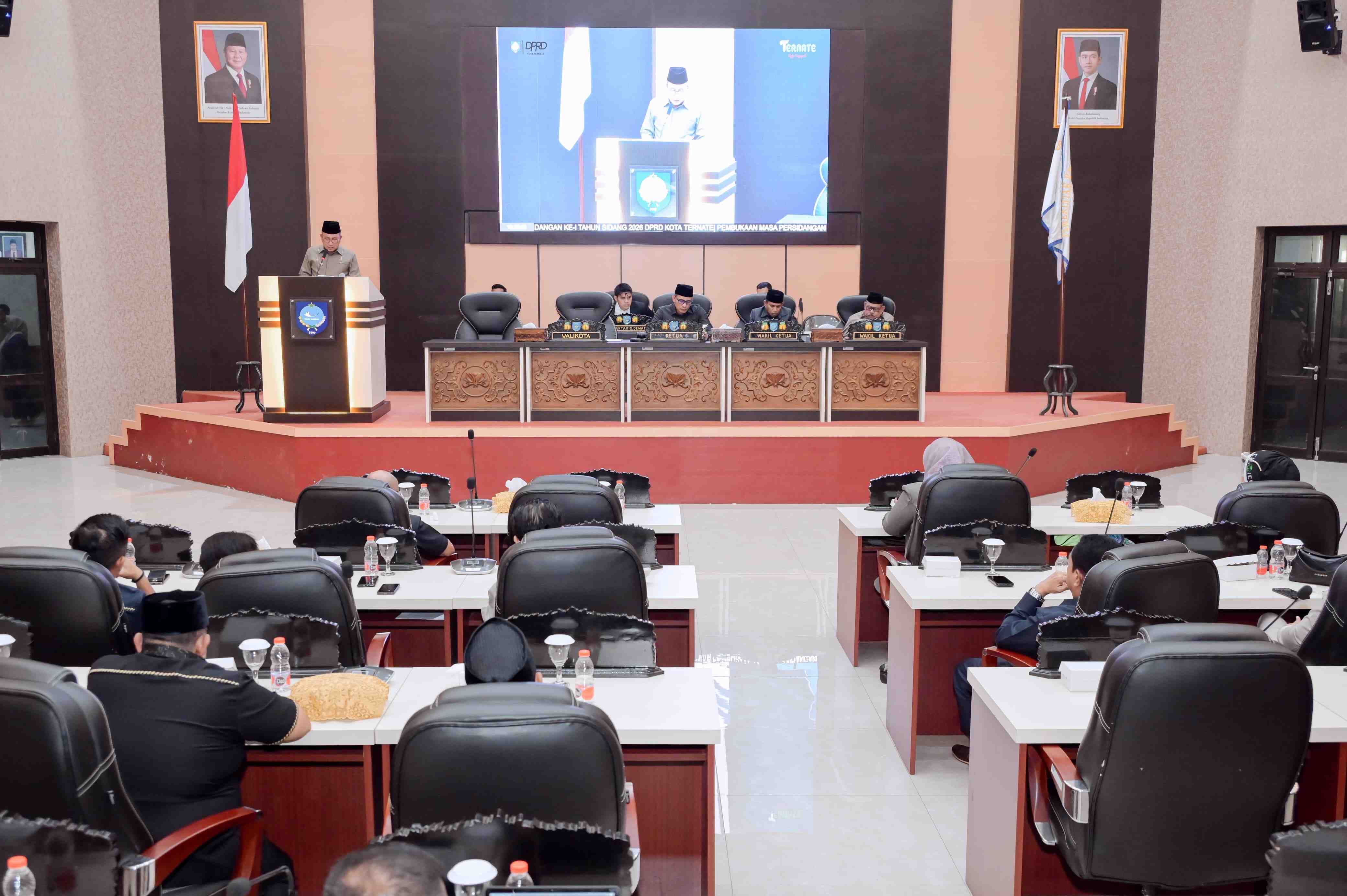Wali Kota Ternate Sampaikan Perubahan KUA-PPAS APBD 2026