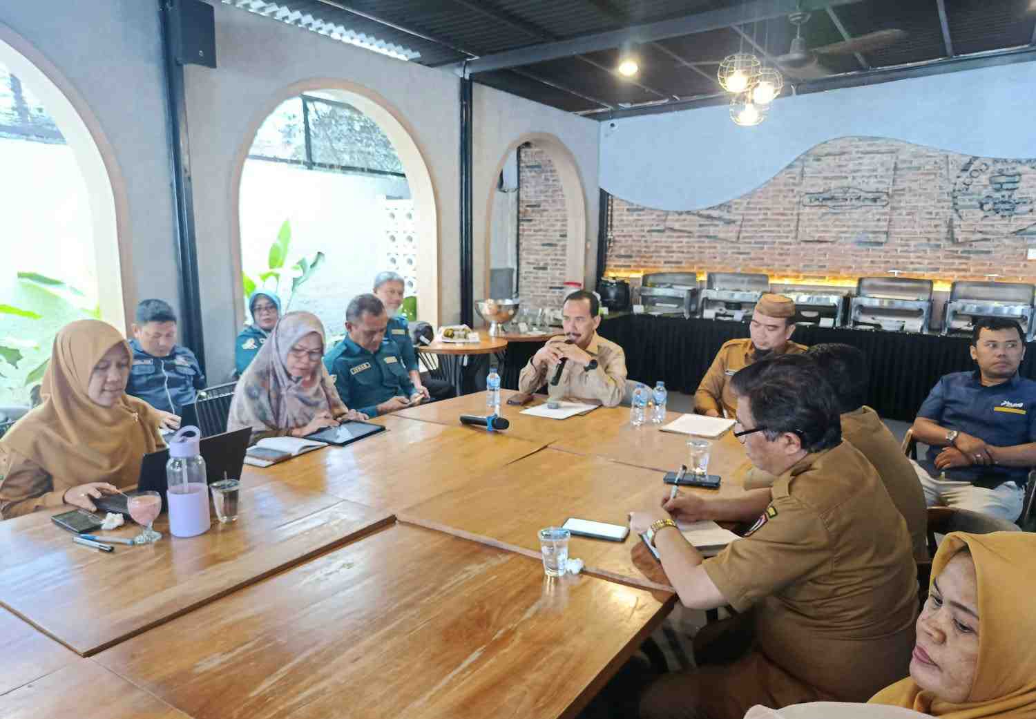 Pemprov Gorontalo Bahas  Kenaikan Harga Komoditas Pangan Pokok