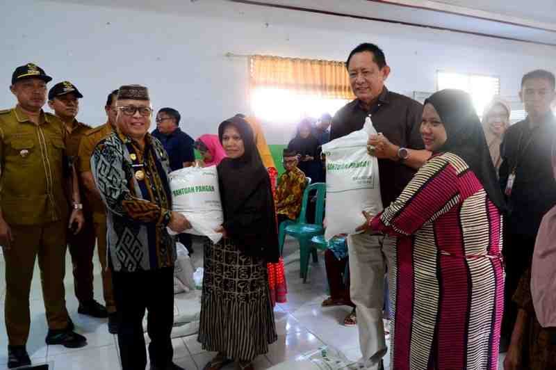 Bantu Warga Terdampak Kemarau, Pemprov  Gorontalo Percepat Distribusi Beras