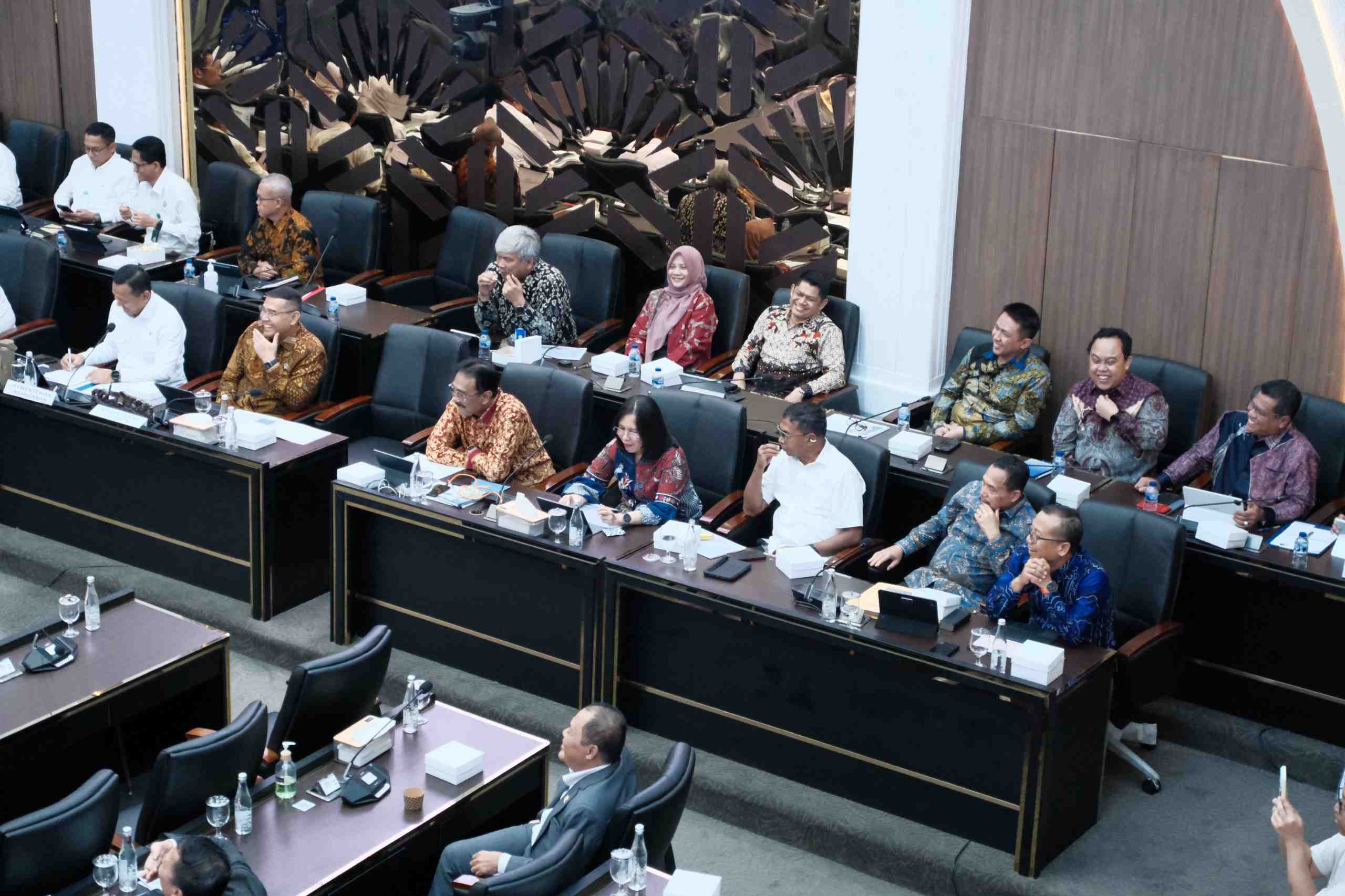 Wamen Ossy Dorong RUU Reforma Agraria Jadi Instrumen Keadilan Sosial