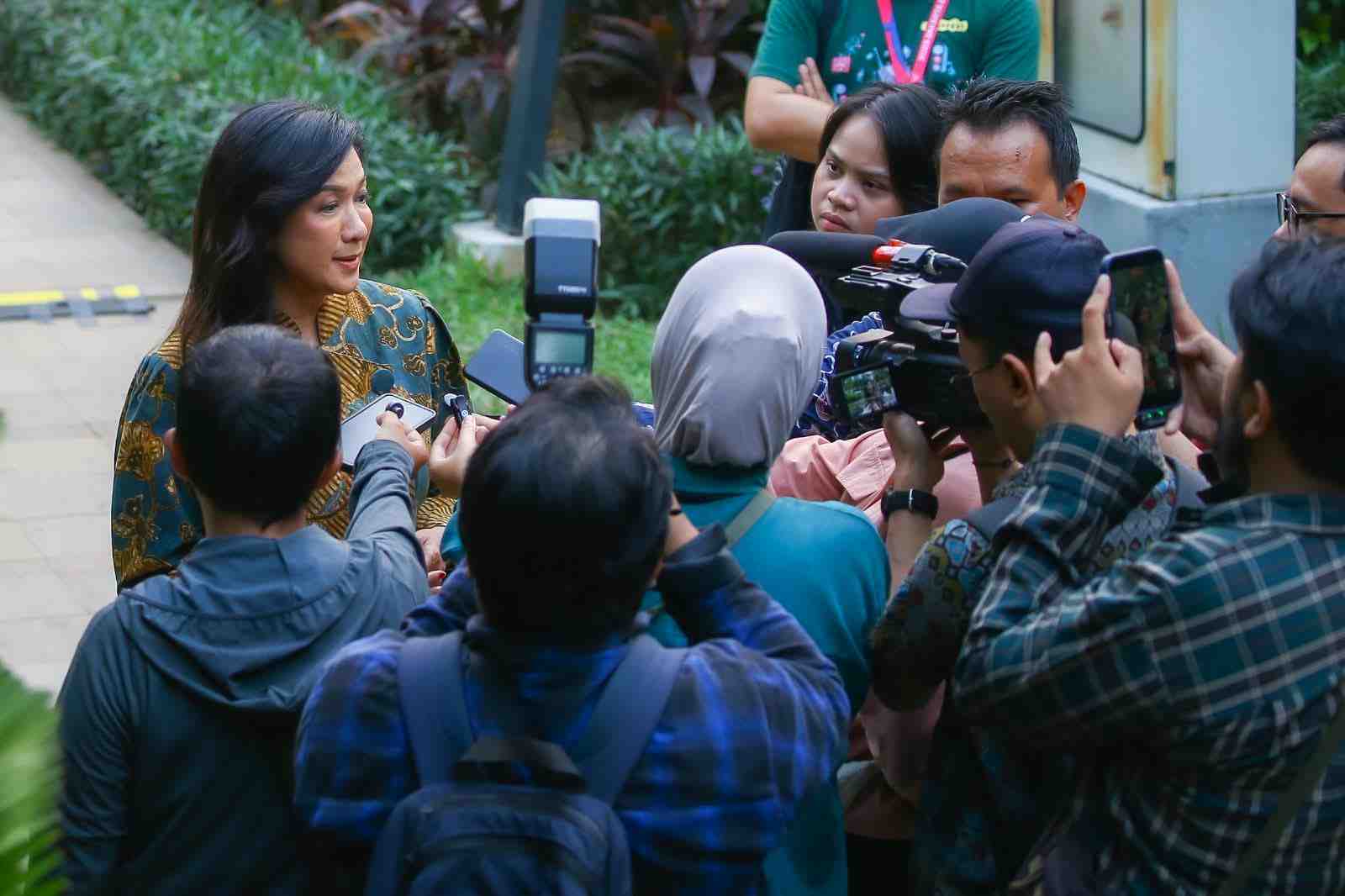 Kemkomdigi Ingatkan Etika Perekaman di Ruang Publik, Kerja Jurnalis Tetap Dilindungi