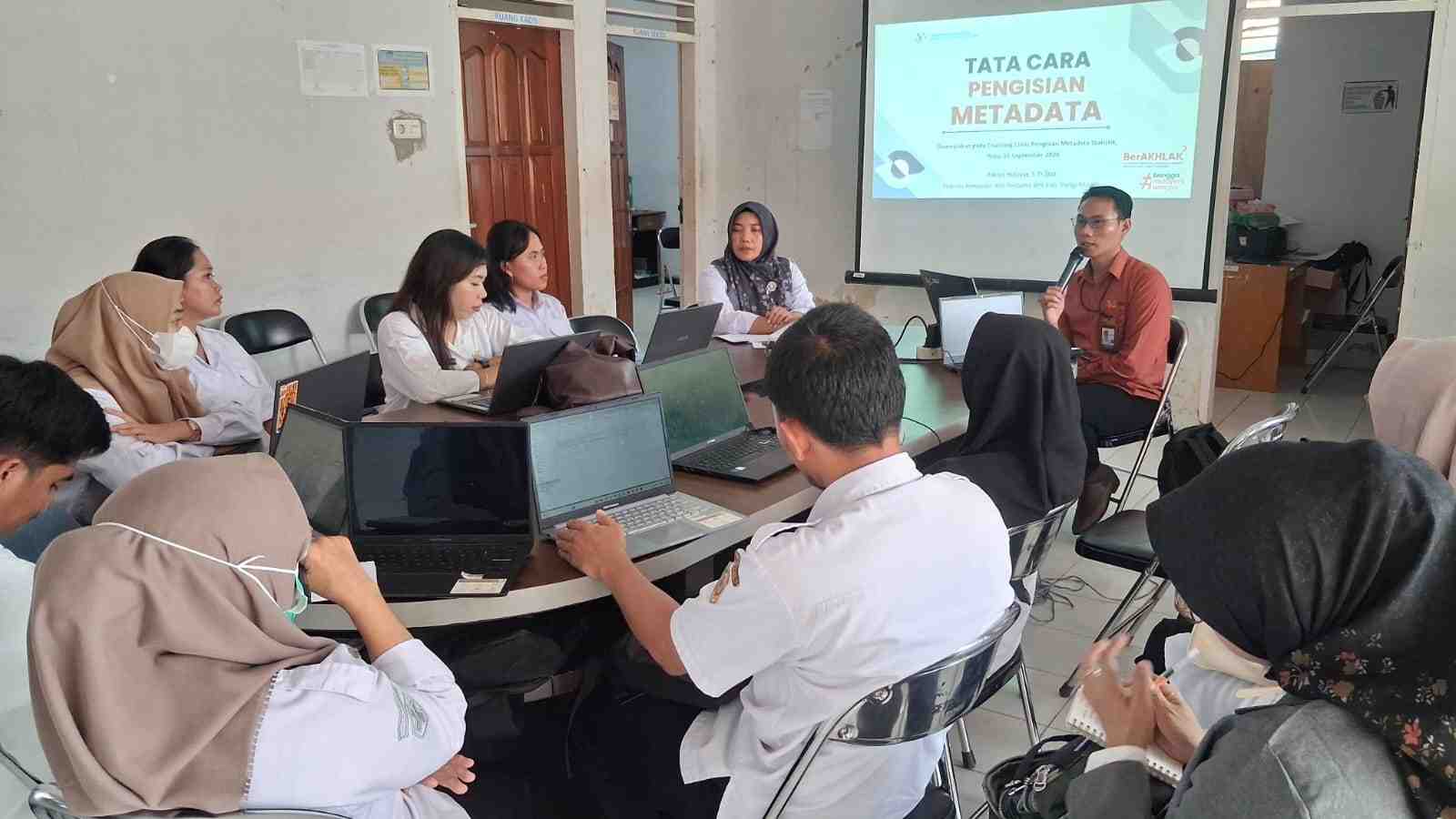 Wujudkan Satu Data Indonesia, OPD Parigi Moutong Digembleng Praktik Pengisian Metadata Statistik