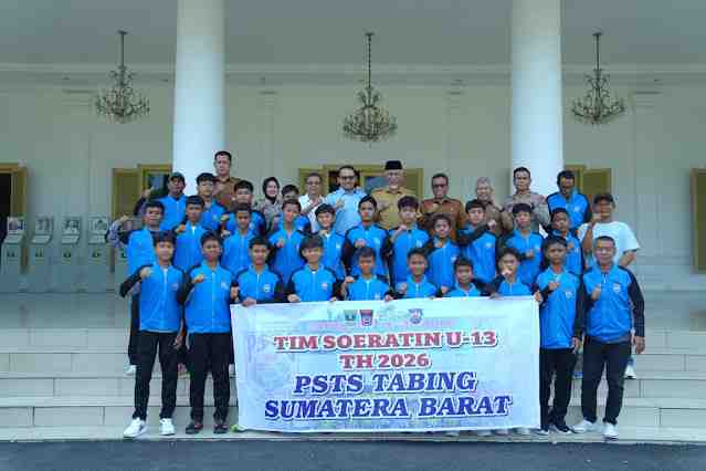 Pemprov Sumbar Perkuat Pembinaan Sepak Bola Usia Dini melalui SSB