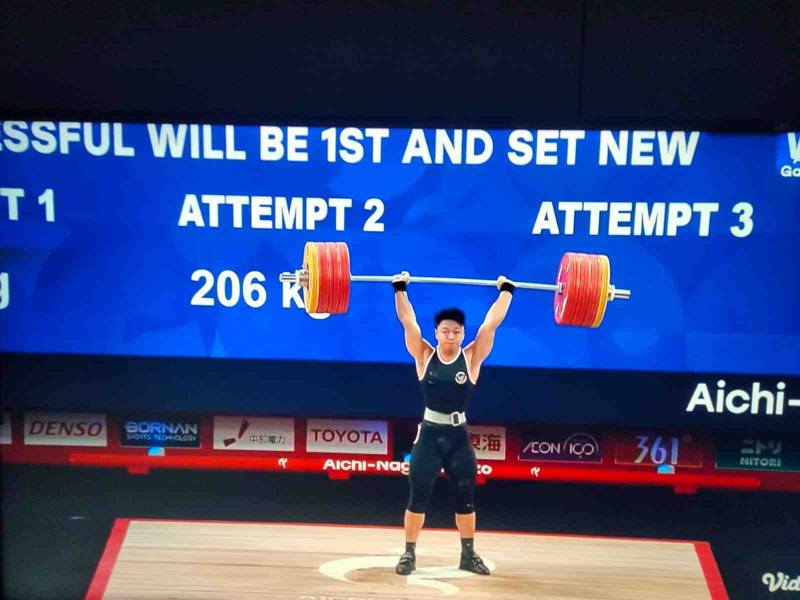 Emas Asian Games 2026 Rahmat Erwin untuk Keluarga dan Indonesia